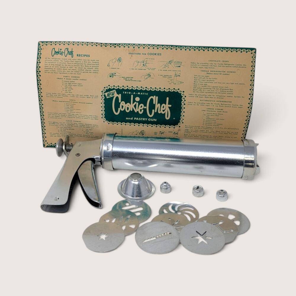 Vintage Trig A Matic Cookie Chef Pastry Gun 1950s Baking Tool Retro Box Set